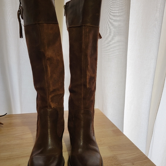 Børn Cast Knee High Boot - Picture 3 of 5